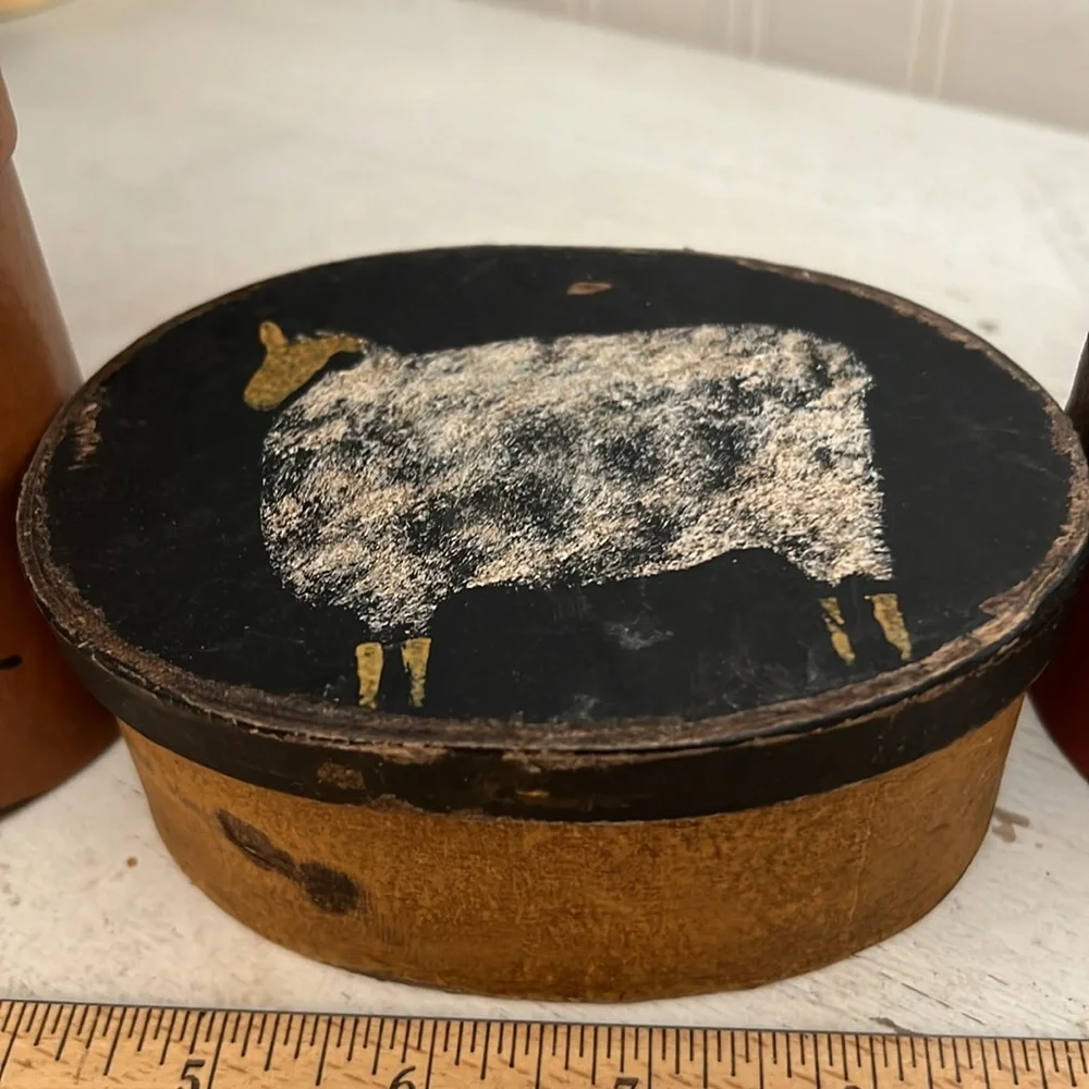 Lot primitive folk art hand painted boxes 1 with metal lid
